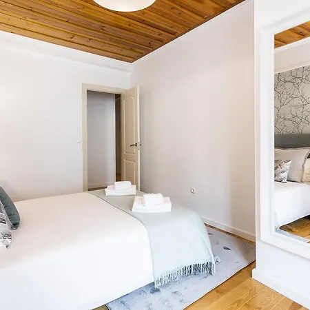 Apartment Lxway Poiais De Sao Bento